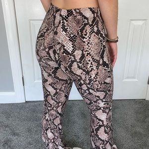 Snakeskin Flare Pant!